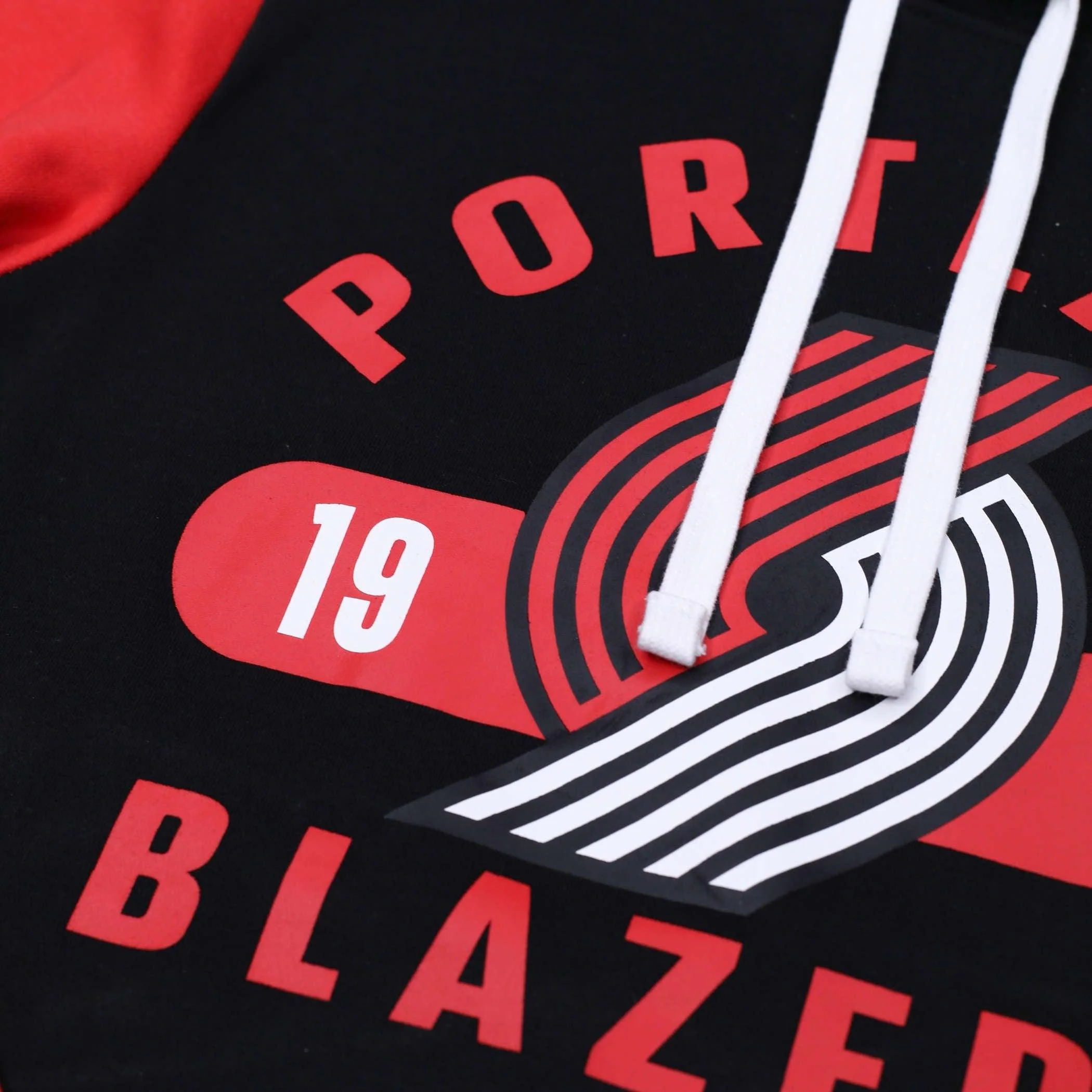 Bold Attack Black & Red Sweatshirt Fleece Hoodie - Image 3