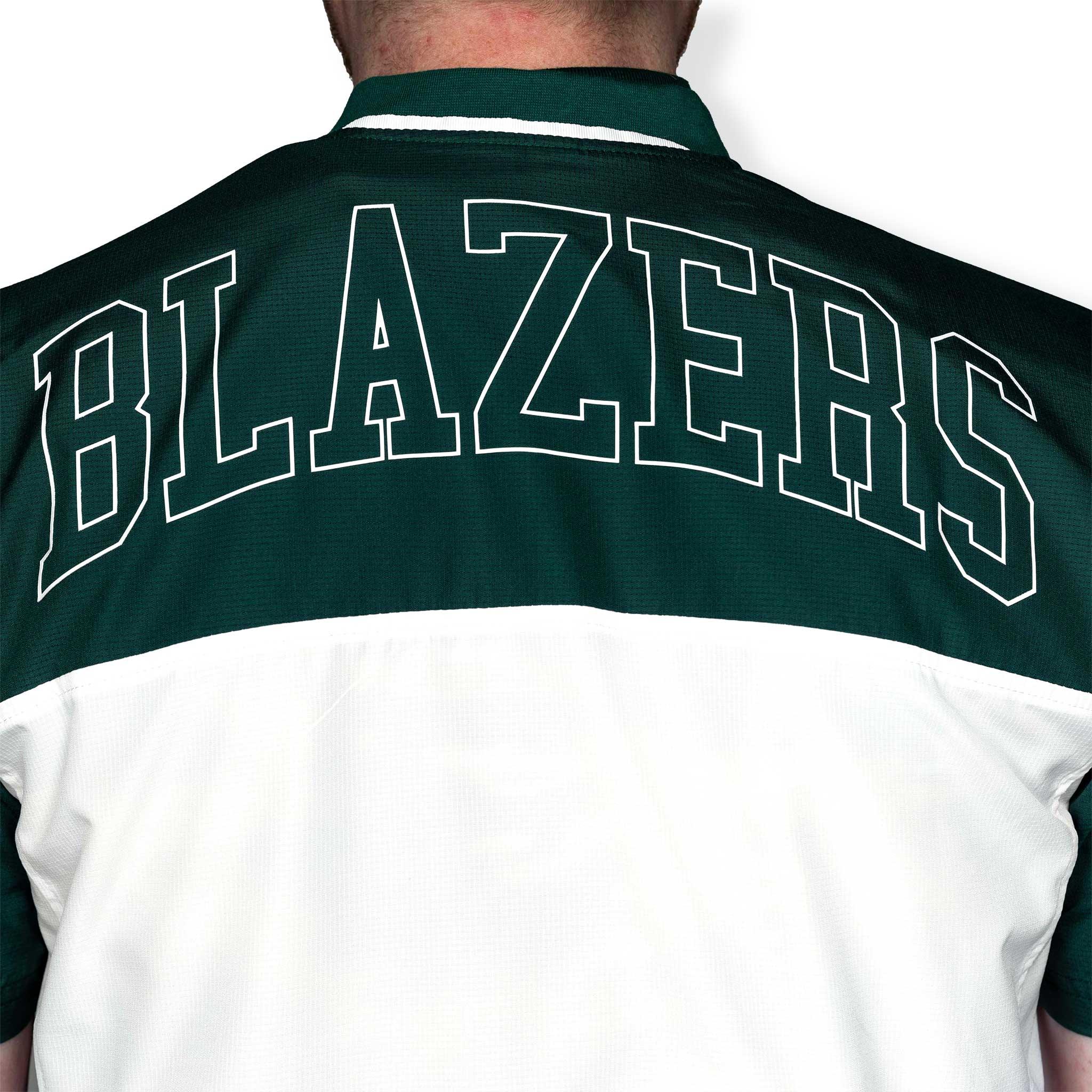 Era Golf Crest Short Sleeved Green & White Windbreaker - Image 10