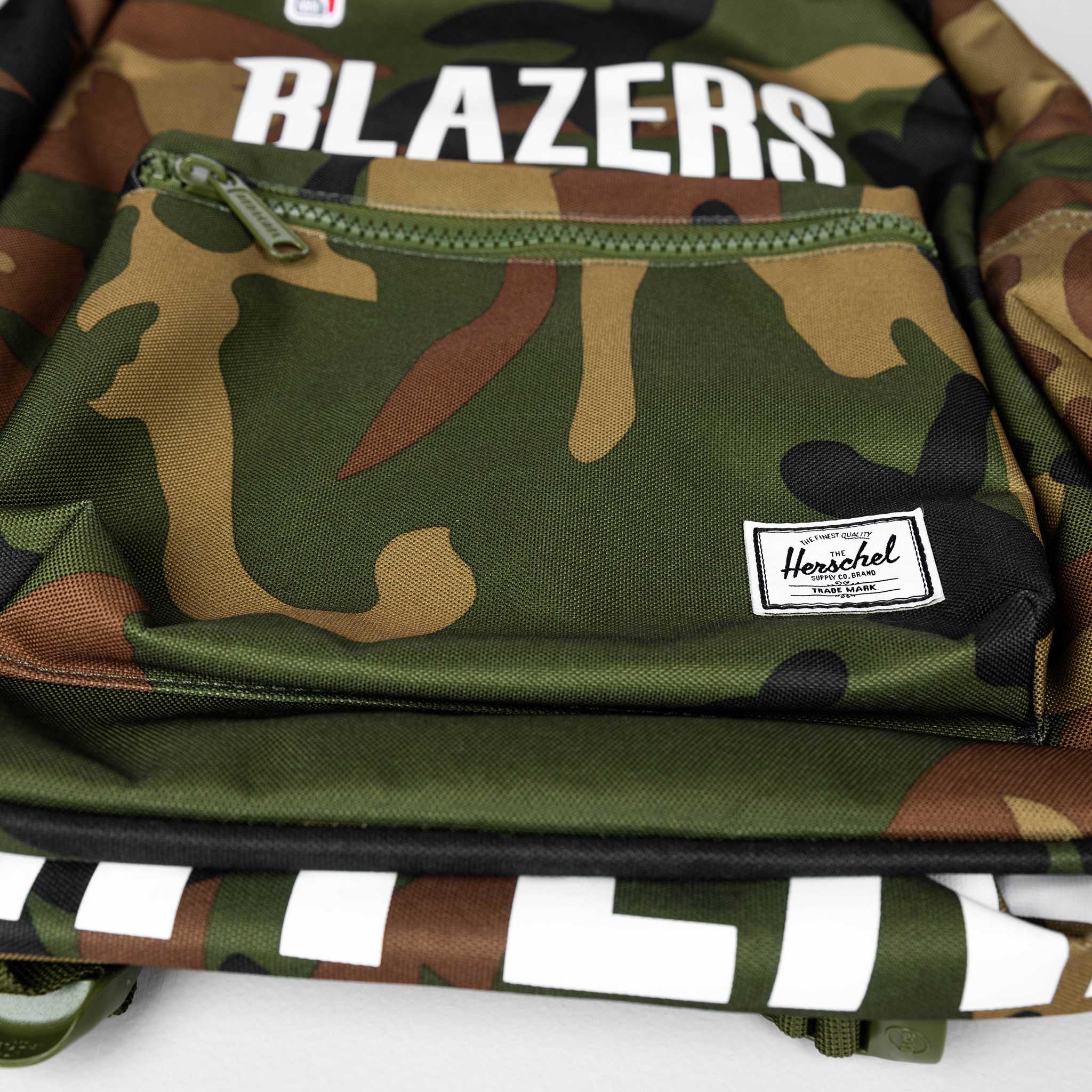 Herschel Camouflage Backpack - Image 4
