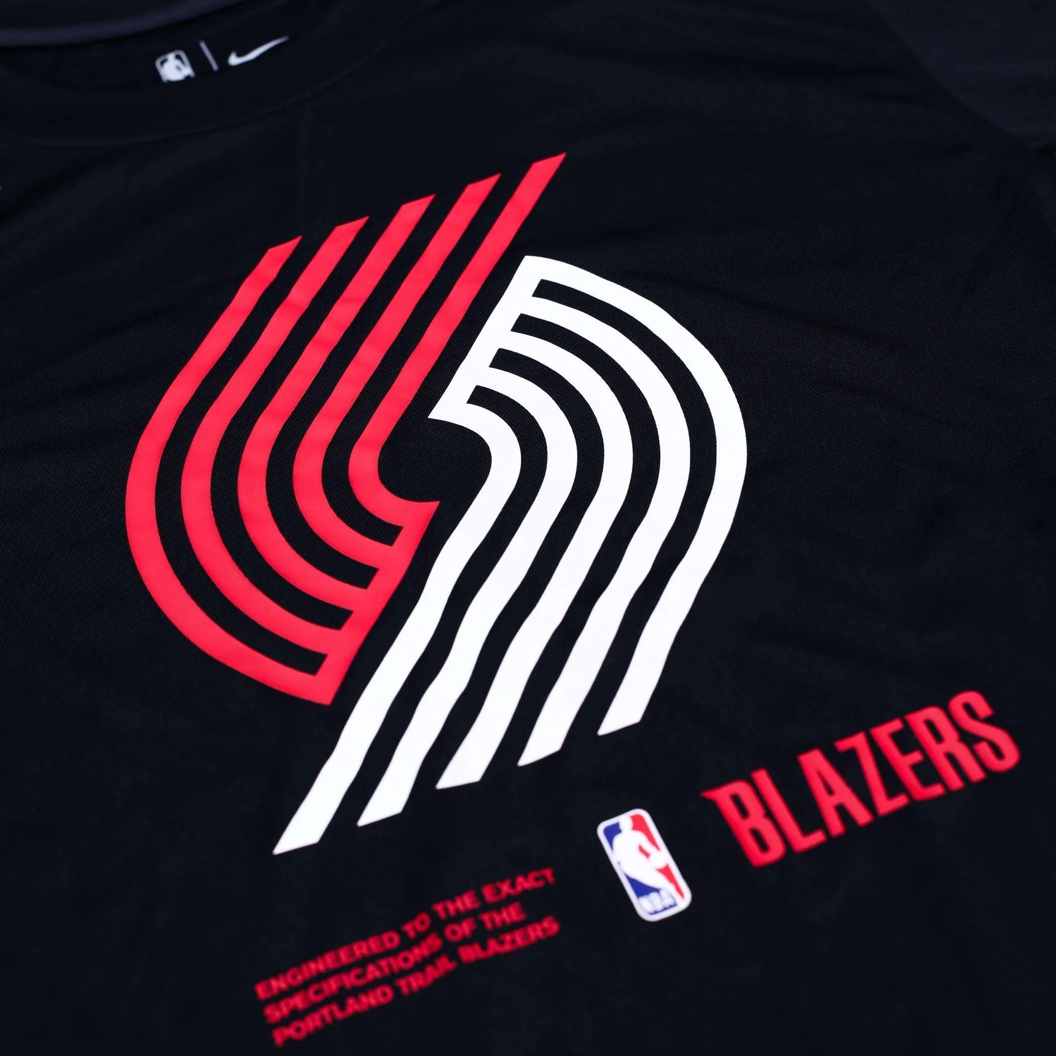Nike Logo Pregame Long Sleeve T-Shirt - Image 4