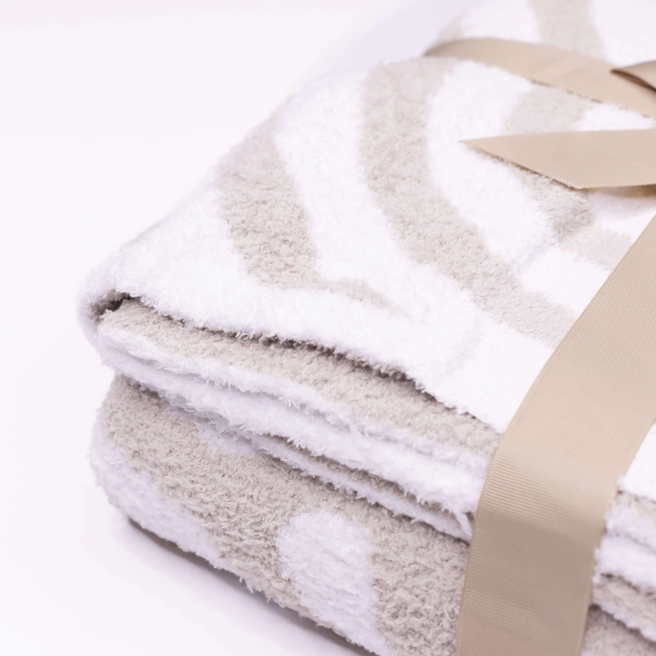 Luxe Dream Throw - Image 6