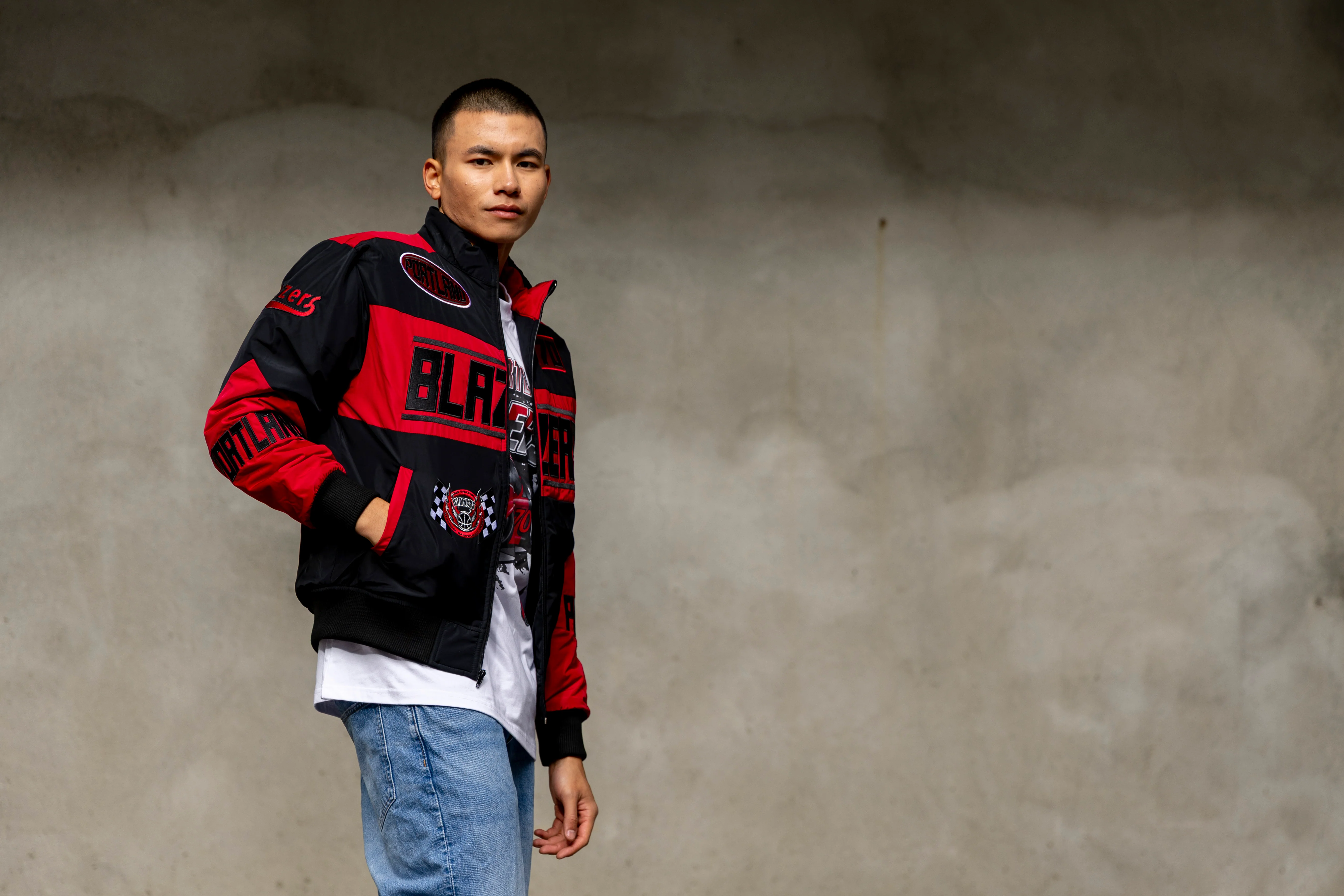 Mitchell & Ness NBA Speedway Nylon Jacket - Image 7