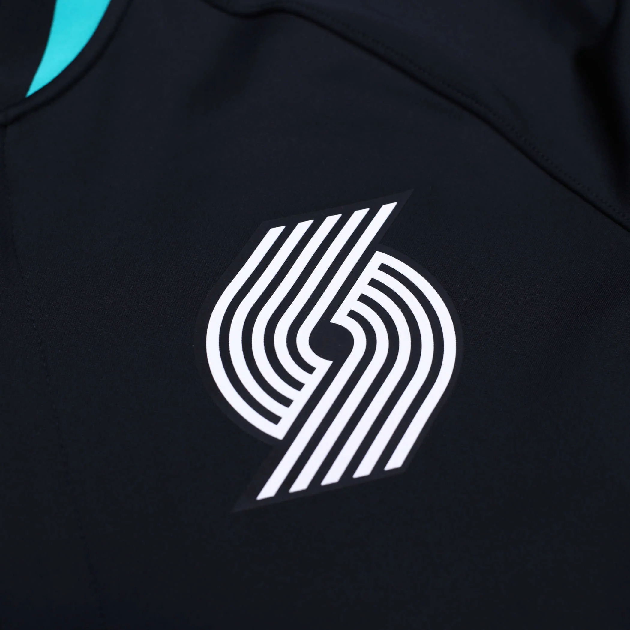 Nike PDX City Edition Showtime Jacket - Image 6