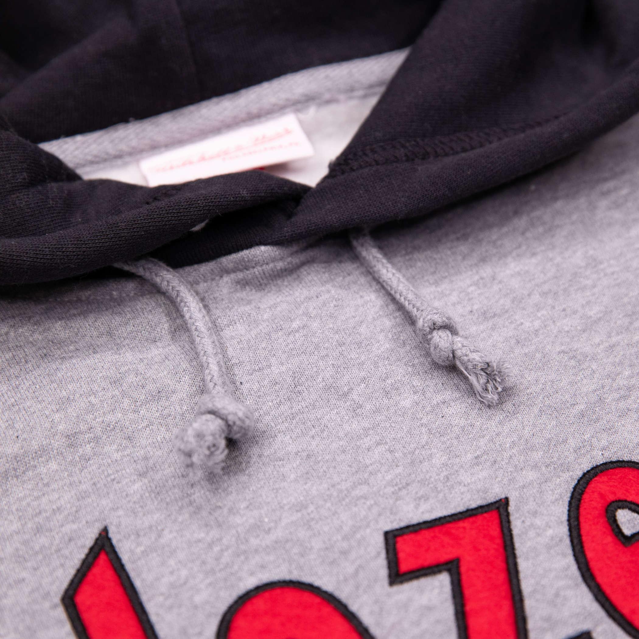 Mitchell & Ness Post Game Short Sleeve Gray Hoodie - Image 4