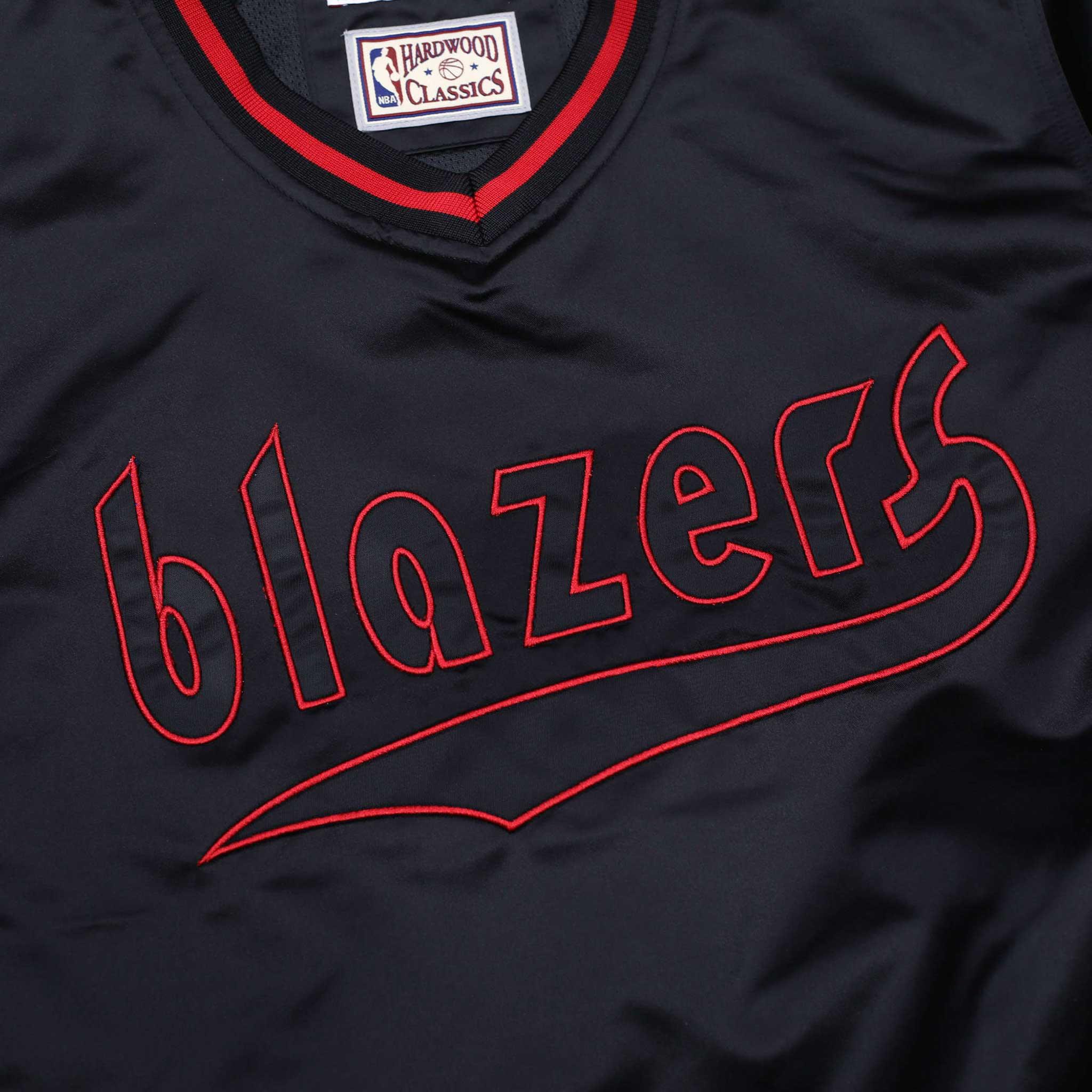 Mitchell & Ness Sideline Black Satin Pullover - Image 5