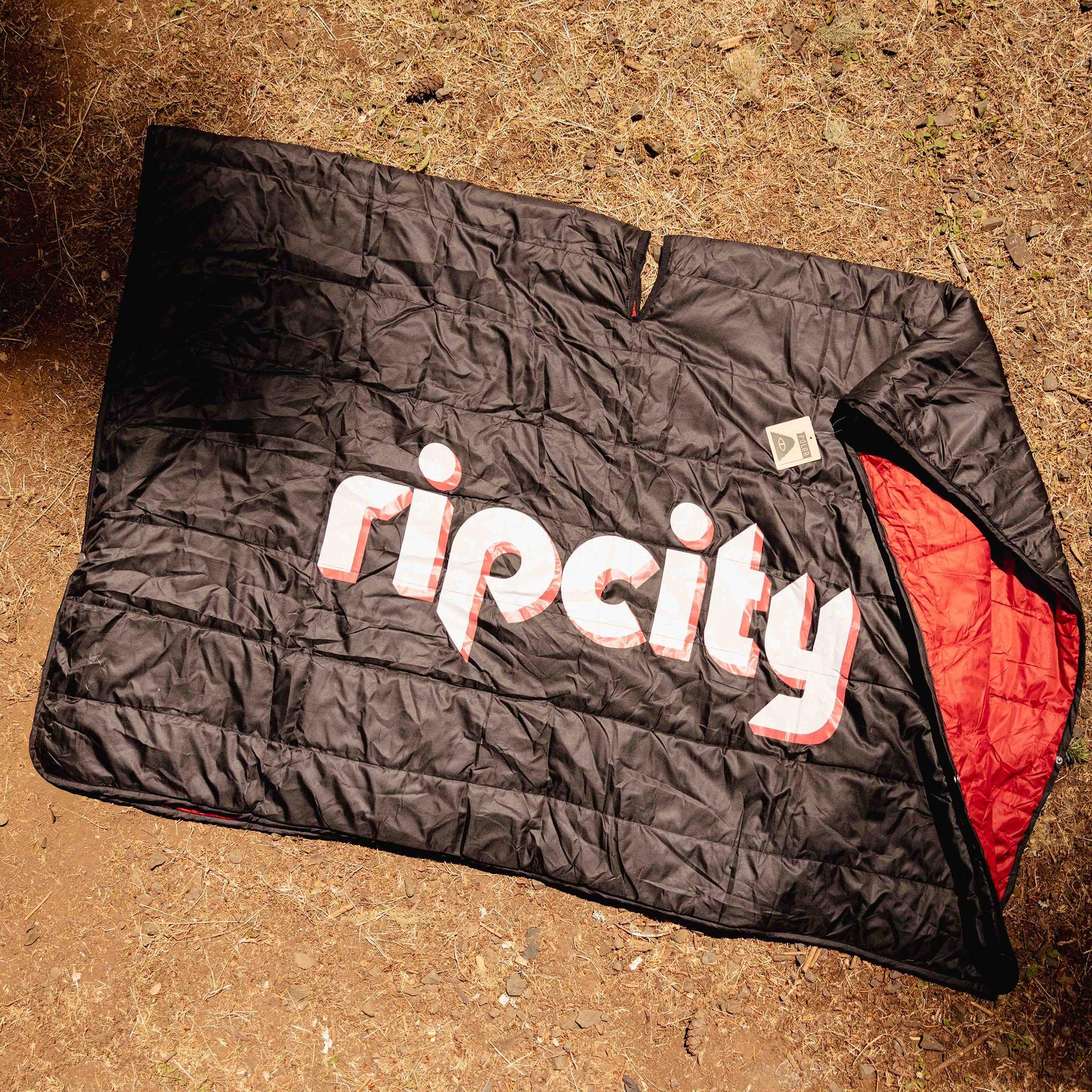 Trail Blazers x Poler Reversible Camp Blanket - Image 9