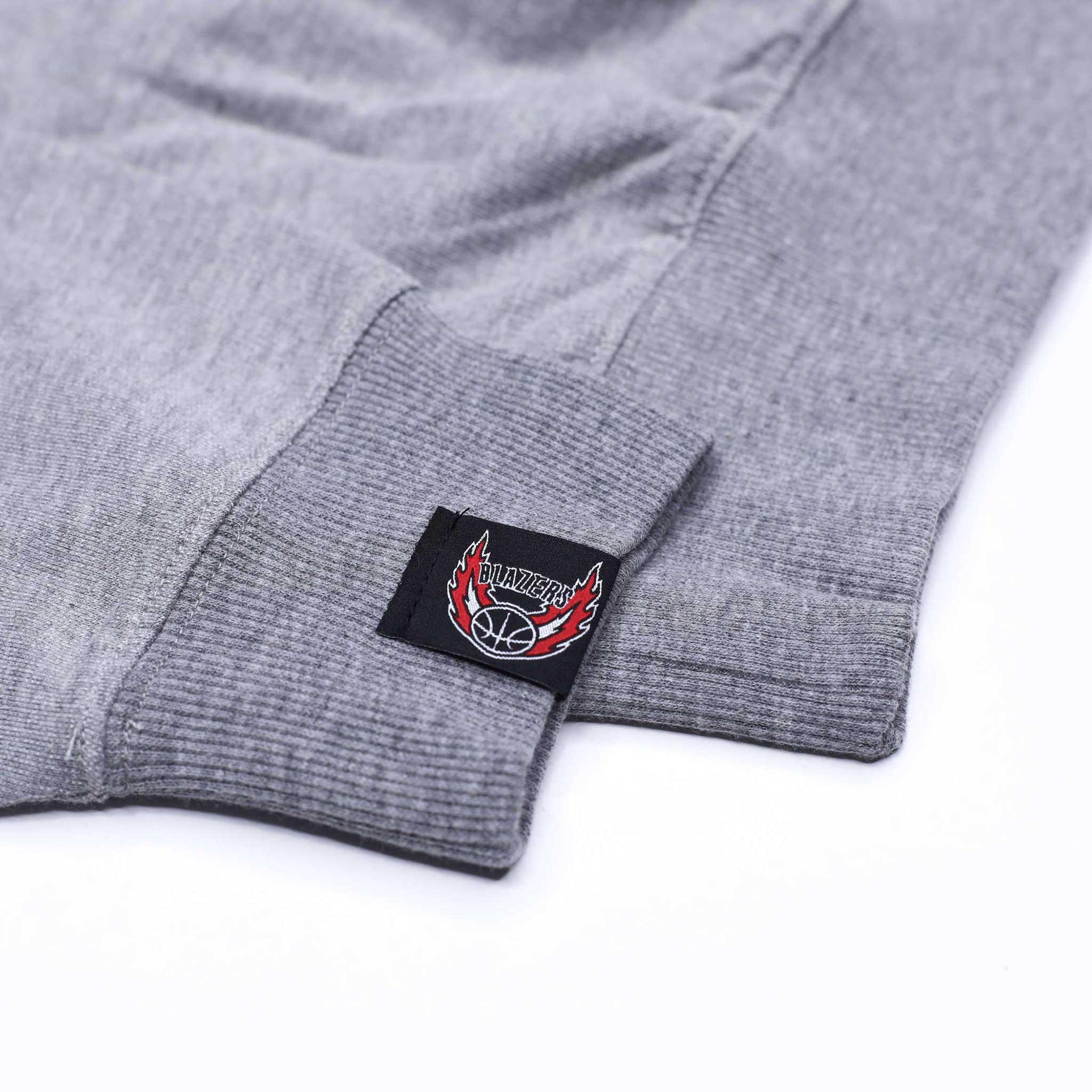 Mitchell & Ness Women's Big Face Gray Crewneck - Image 5
