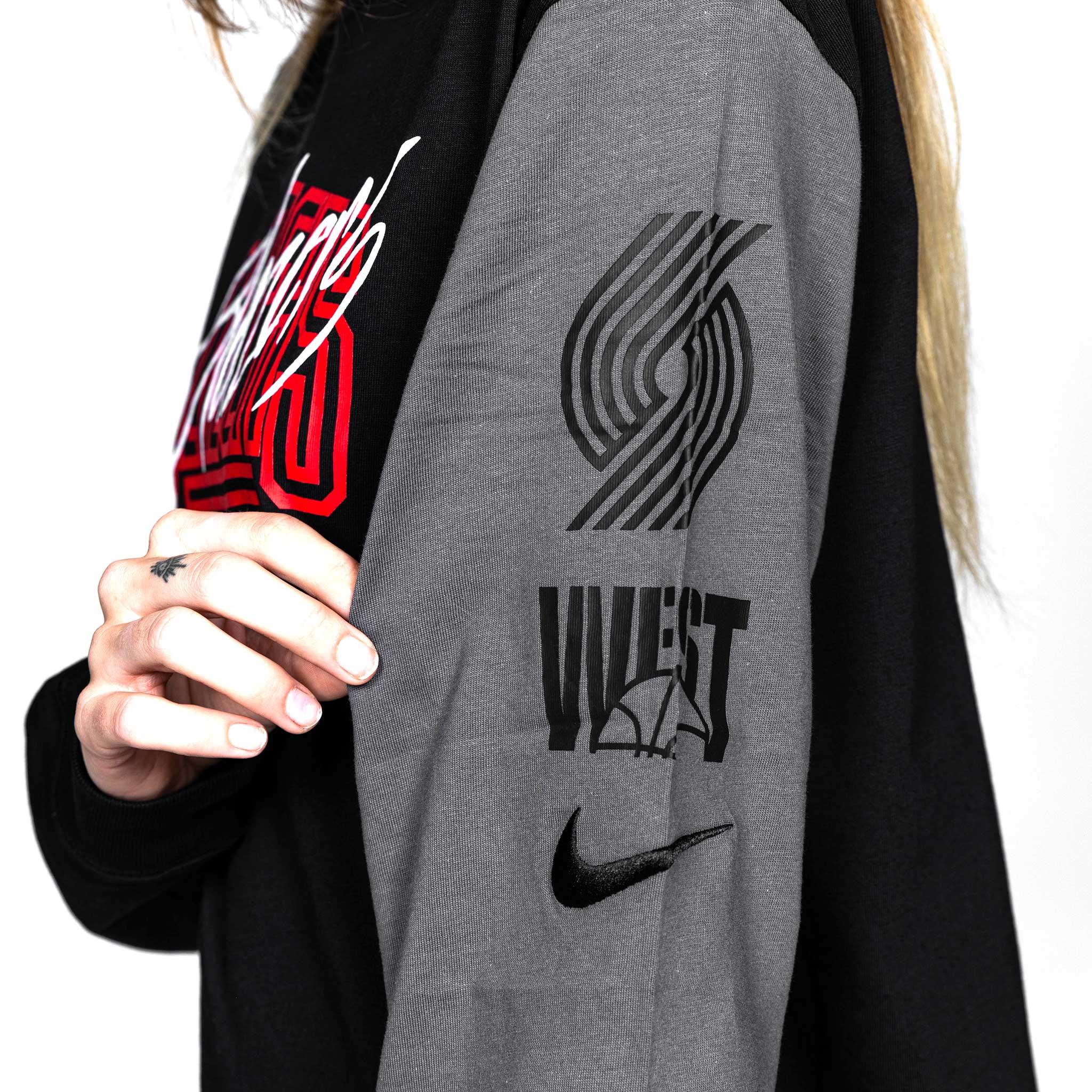 Nike Women's Long Sleeve Black T-shirt - Image 10