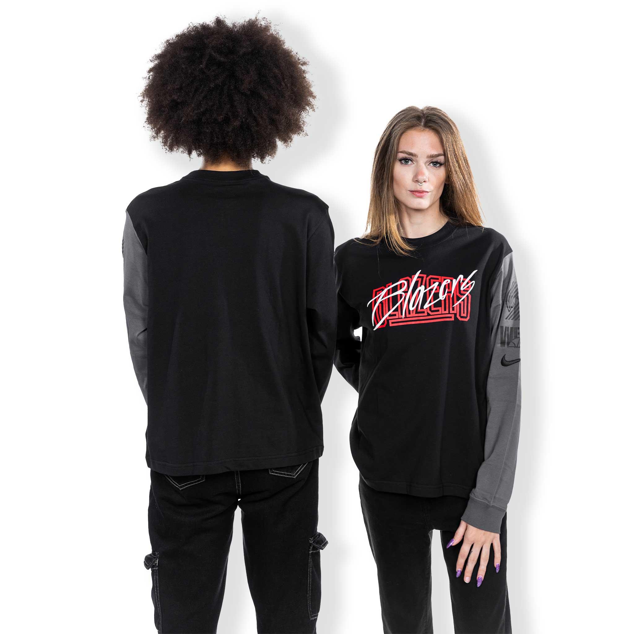 Nike Women's Long Sleeve Black T-shirt - Image 8