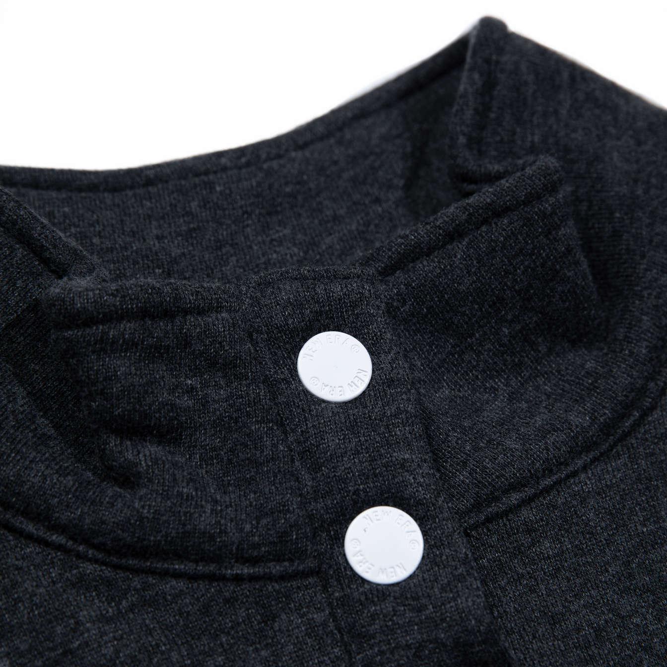 New Era Women's Blocked Black Snap Crewneck - Image 7